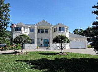32980 Webber Rd, Avon Lake, OH 44012