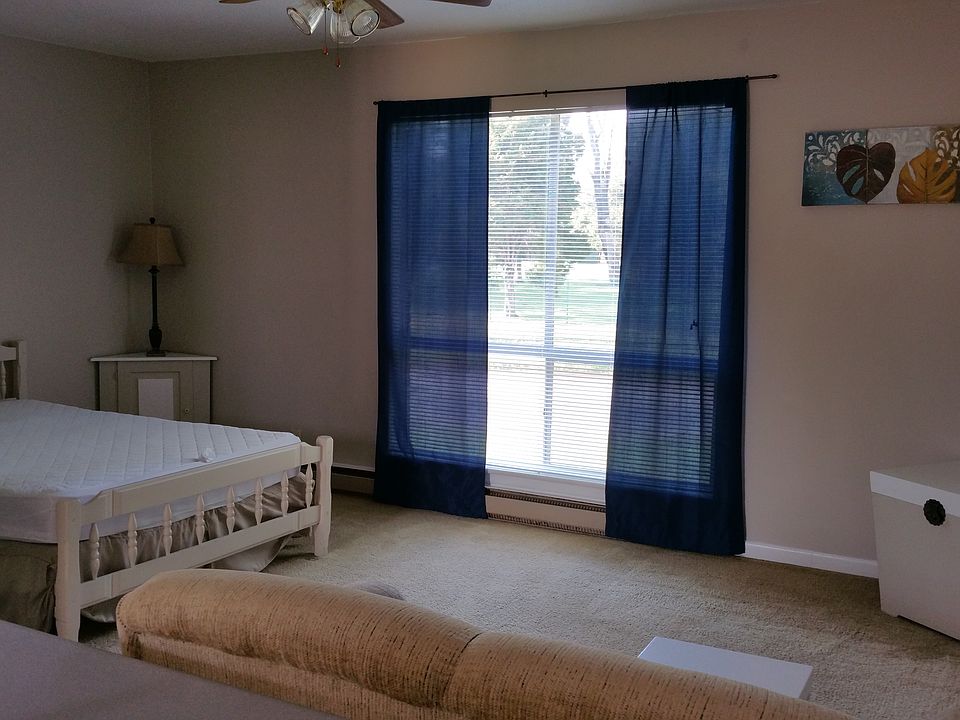 2nd image of 1401 19th Ave SE #1