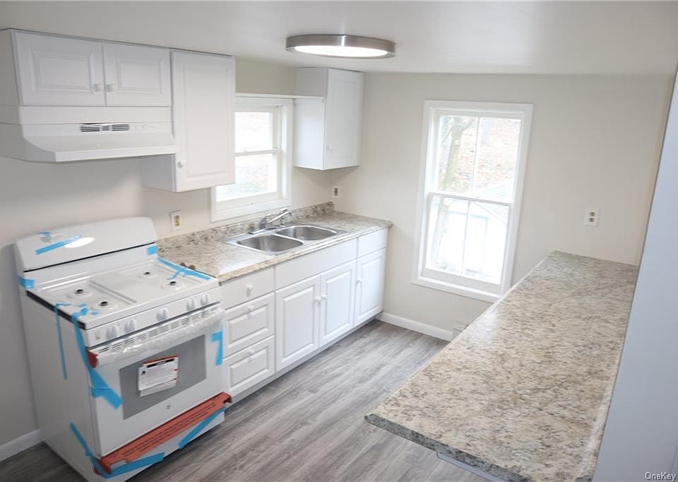 1st image of 7 White St #2