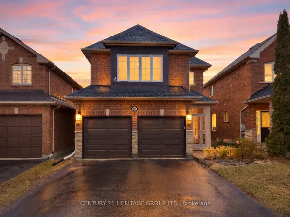 489 Menczel Cres, Newmarket, ON L3X 2P6