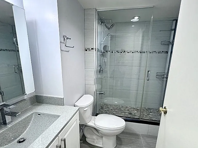 75 Bamburgh Cir #222 — Photo 4