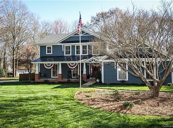 2nd image of 4640 Crooked Oak Ln
