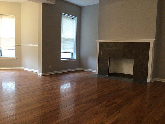 2nd image of 825 W Sunnyside Ave #301