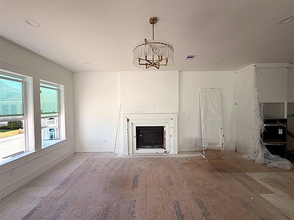 5th image of 6 Westwind Rd