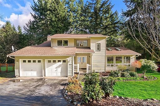 1st image of 18517 9th Ave W
