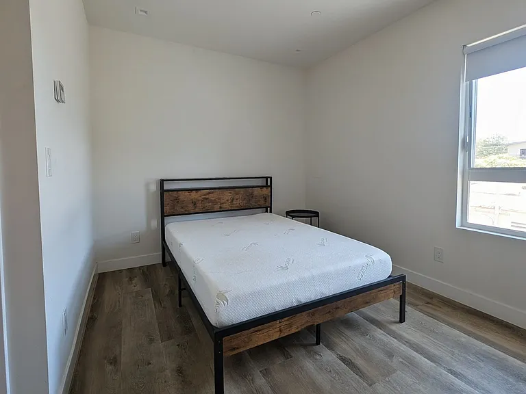 2026 Federal Ave #4 — Photo 11