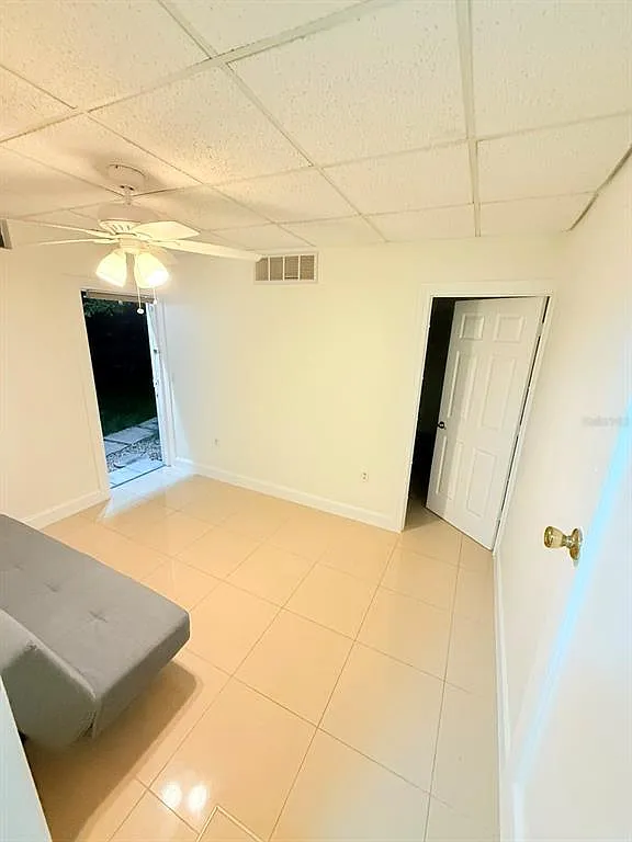 1 bed, 1.0 bath, 377 sqft, $1,600 — Photo 3