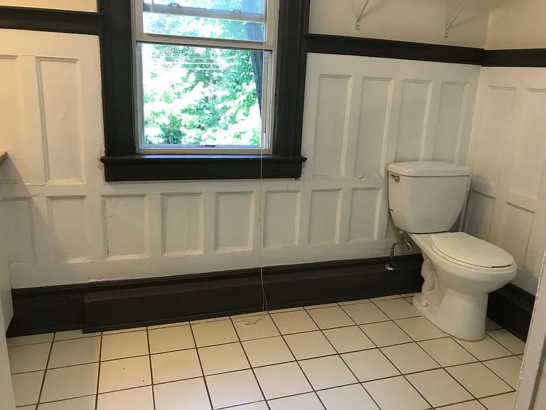 75 Dartmouth St — Photo 8