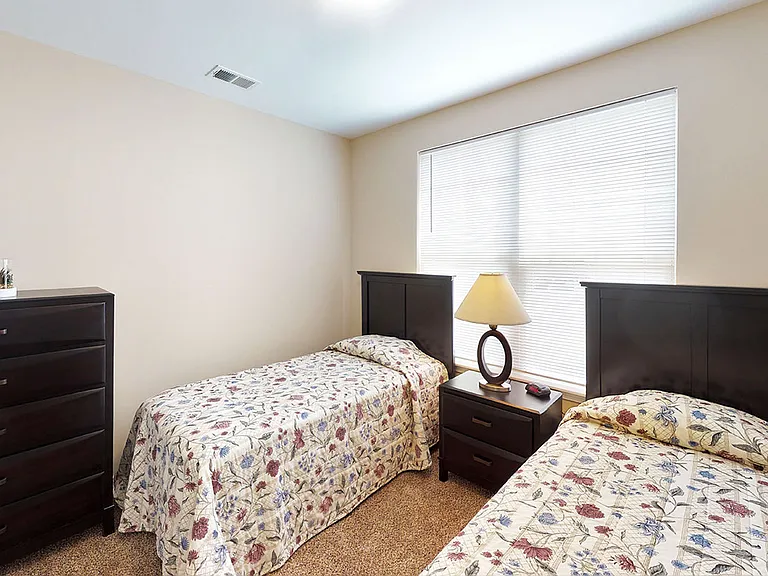 Fairlawn Hills — Photo 17