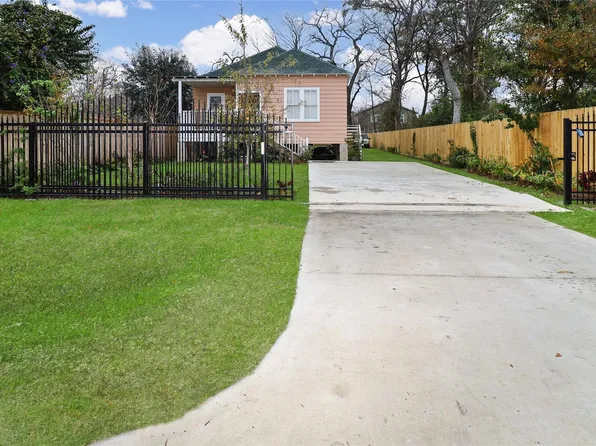 4621 Wiley Rd, Houston, TX 77093