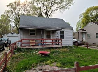 2913 S Walnut St, Springfield, IL 62704