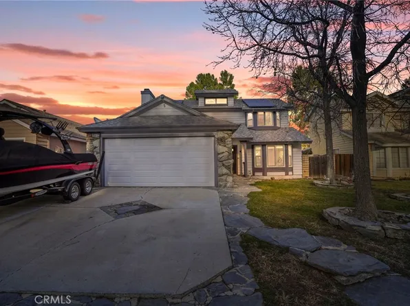 32322 Green Hill Dr, Castaic, CA 91384