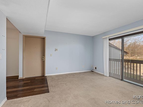 4th image of 4326 Norman Dr SE