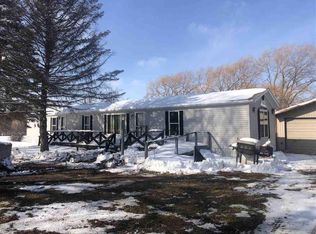 W7624 Townline Cir, Van Dyne, WI 54979
