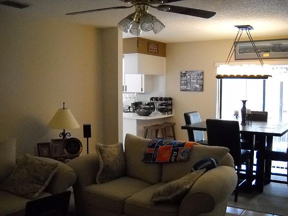 Family Room_04122019