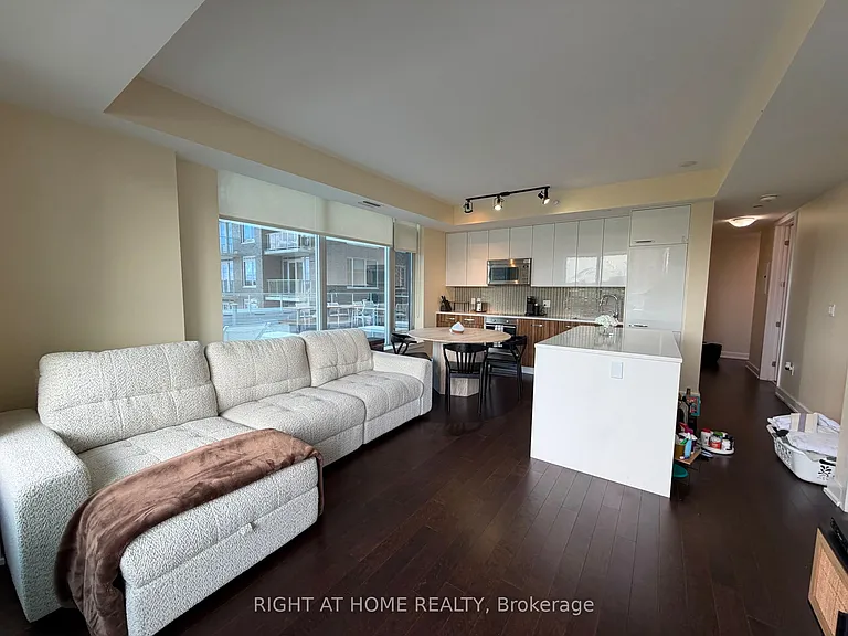 111 Champagne Ave S #309 — Photo 20