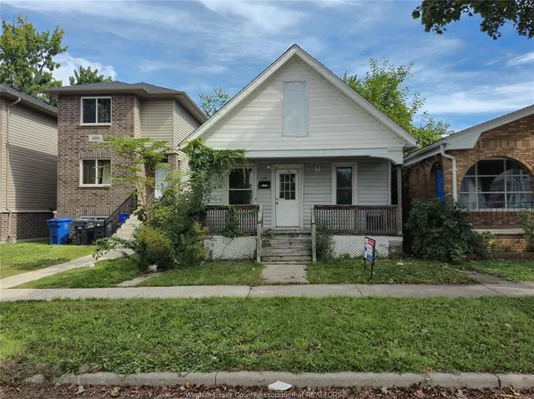 486 Bridge Ave, Windsor, ON N9B 2M4