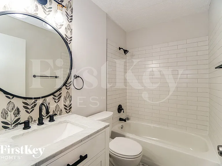2333 Hunterstown Dr — Photo 12