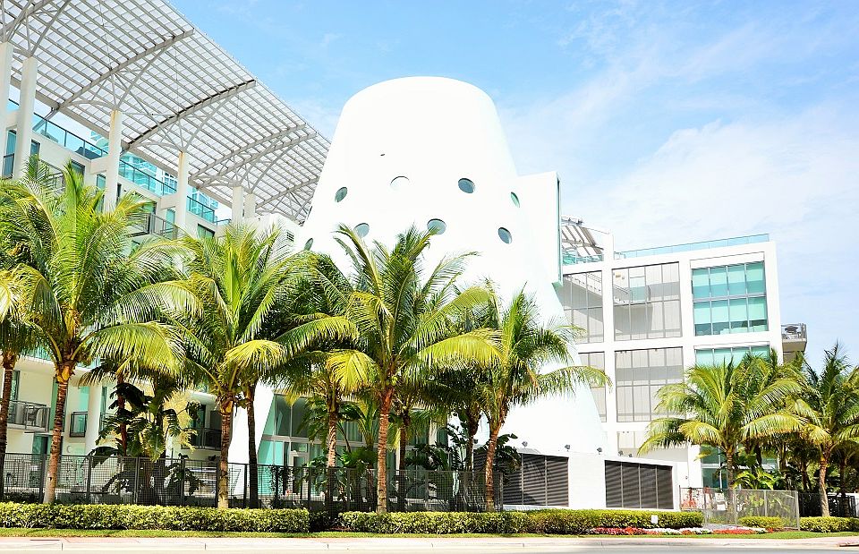 1st image of 6000 Collins Ave APT 318