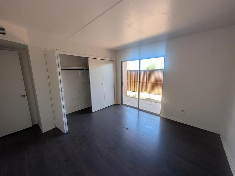 1339 E Fort Lowell Rd #J — Photo 2