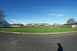 3rd image of 3513 Humbug Dr