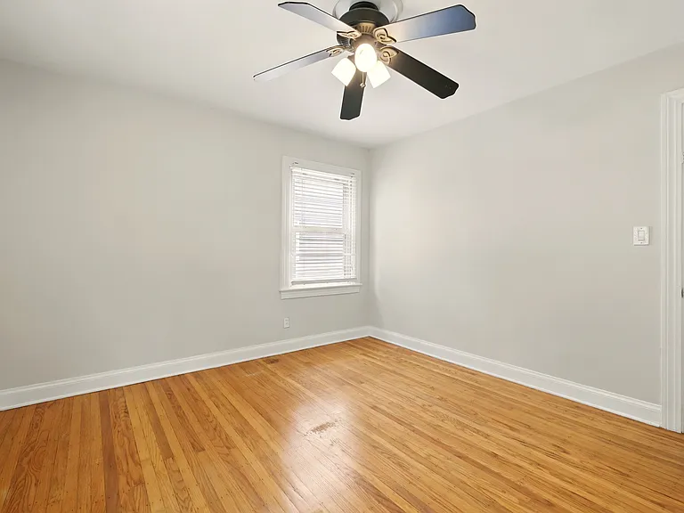 421 Marquette Dr — Photo 12