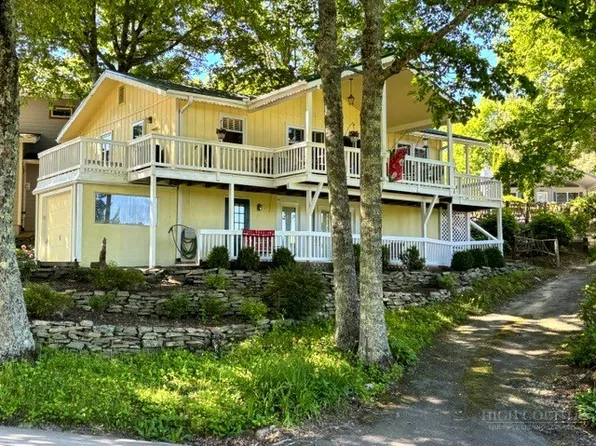 42 Thorn Wood Loop, Newland, NC 28657