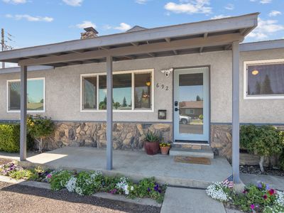 692 Cloverland Way, Oakdale, CA, 95361