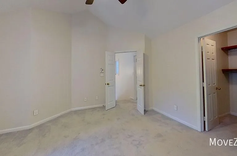 3813 Carnegie Ln — Photo 35