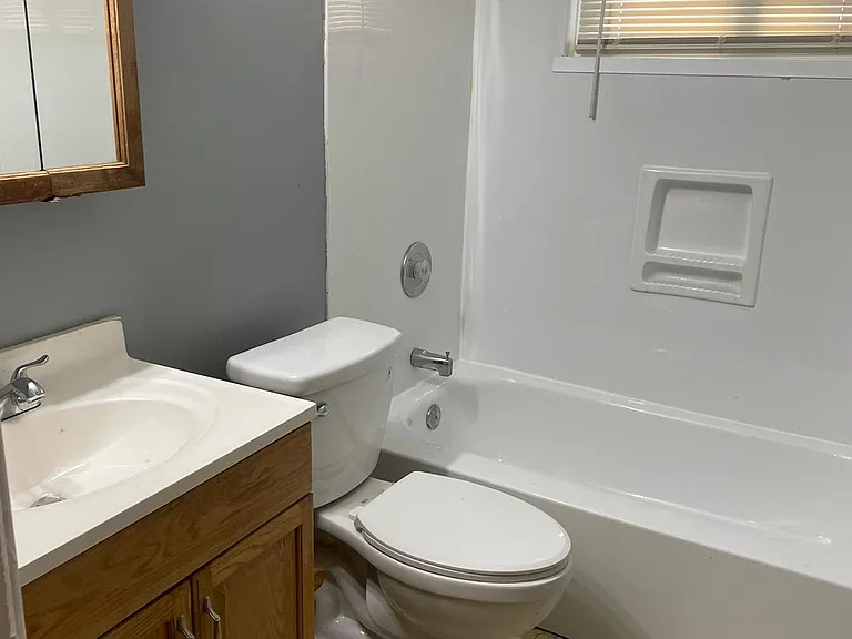 10161 Ventura Dr — Photo 7