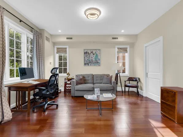 209-25 28th Avenue image 8 of 15