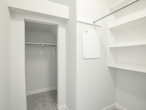 3rd image of 3016 Newport Valley Cir #L-1