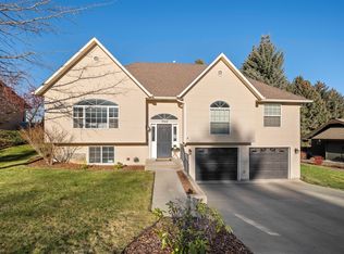 750 SE Edge Knoll Dr, Pullman, WA 99163