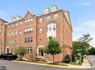 15052 Leicestershire St, Woodbridge, VA 22191