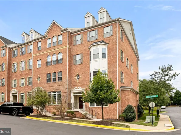 15052 Leicestershire St, Woodbridge, VA 22191
