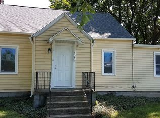 804 E Douglas St, Goshen, IN 46526