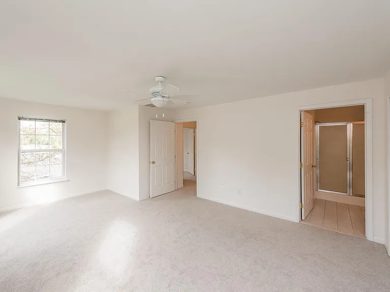 2800 S Knightsbridge Cir — Photo 17