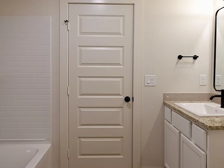 5917 Praline St — Photo 21