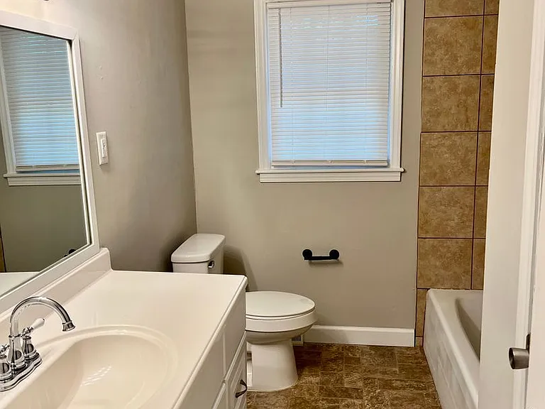 1278 Redding Ln — Photo 9
