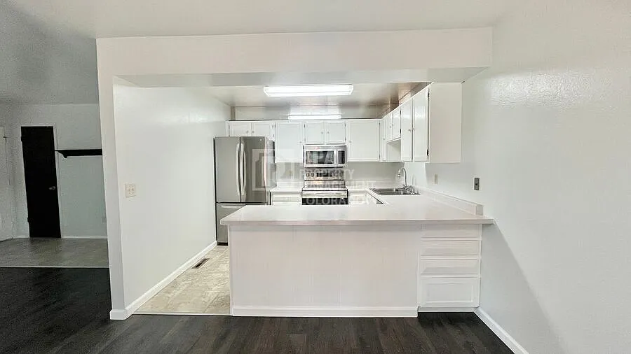 For Rent: 3BR/2BA Townhouse in Arvada, CO near Golf Course — Photo 4
