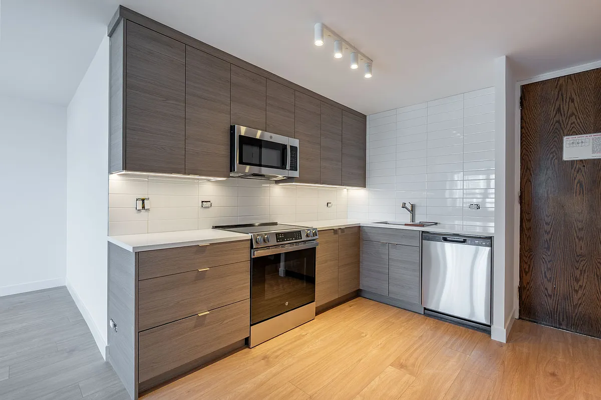 Building Photo - 720 W Gordon Ter #17H