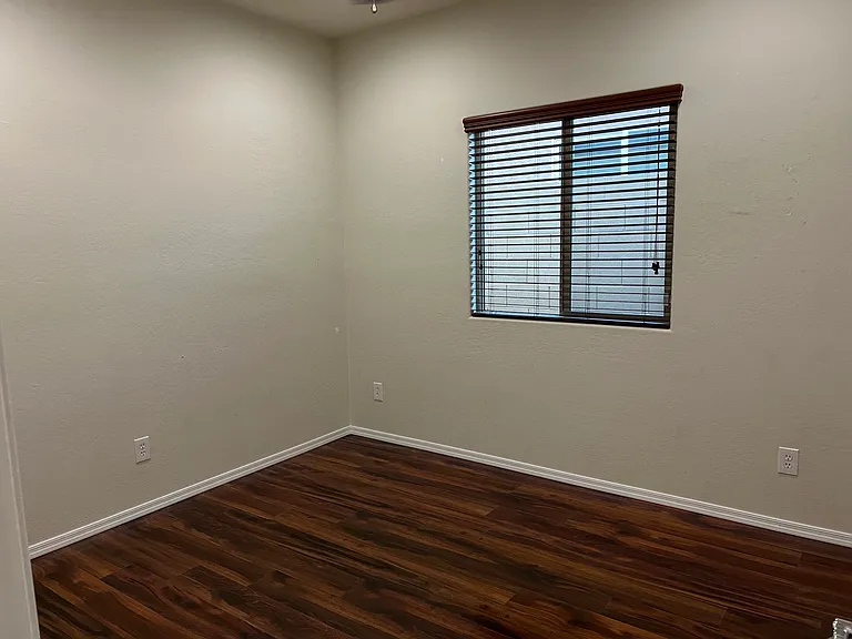 1019 W Spur Dr — Photo 21