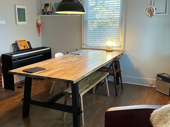 4th image of 245 Sunset Ter