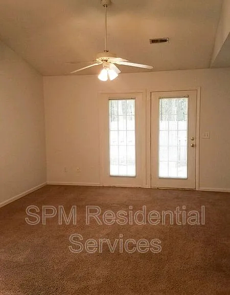 324 Saint Rosea Rd — Photo 4