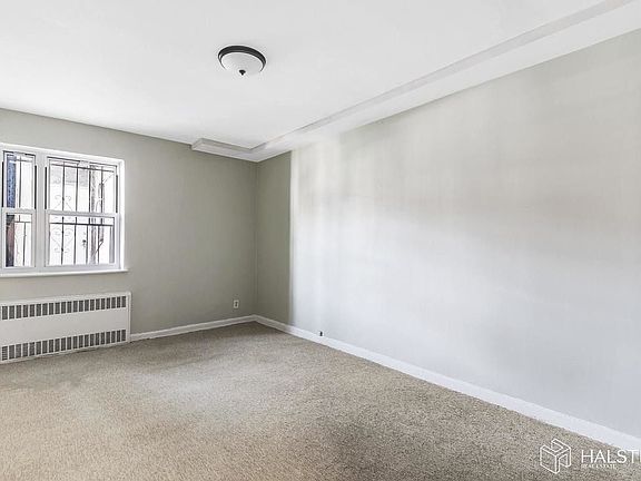 4th image of 721 E 95th St #2