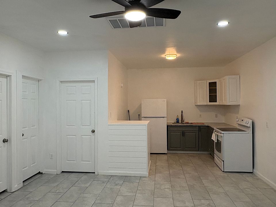 1st image of 1653 Michigan Ave #B