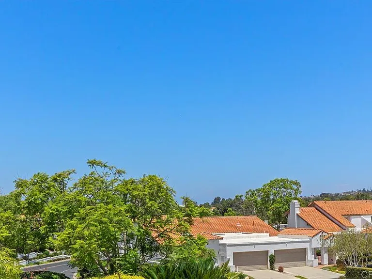 4878 Marathon Way — Photo 40