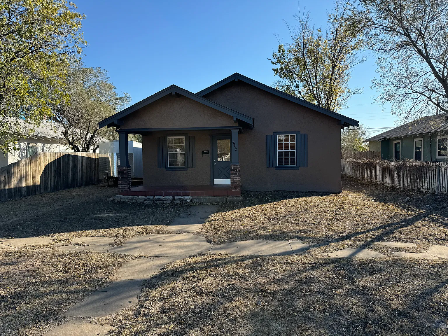 3 bed, 1300 sqft, $1,995 — Photo 3