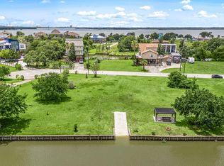 222 Rue Orleans St, Baytown, TX 77520