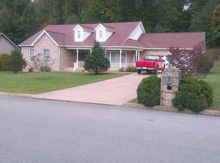 Quail Run Ct, Erwin, TN 37650